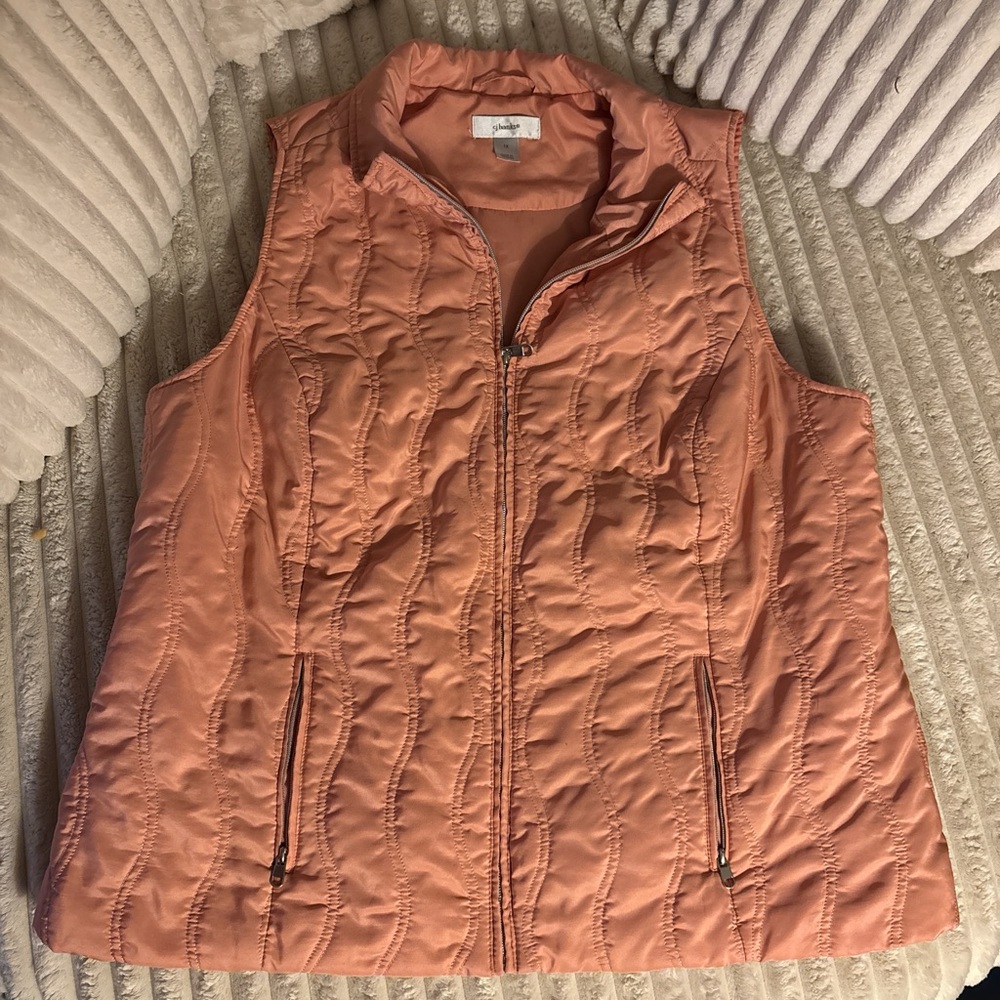 CJ banks vest- outerwear - barely used. Like new.